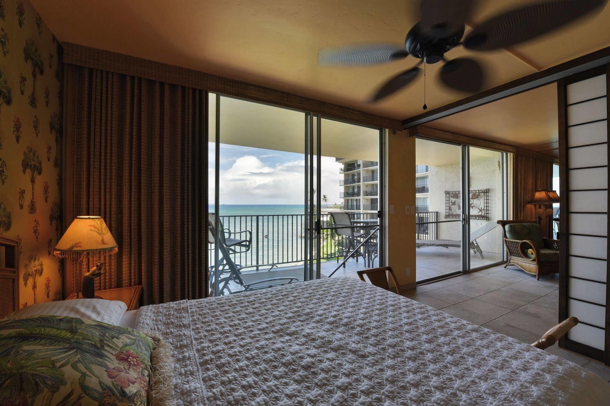 Hololani Oceanfront Condominiums Napili-Honokowai Bagian luar foto