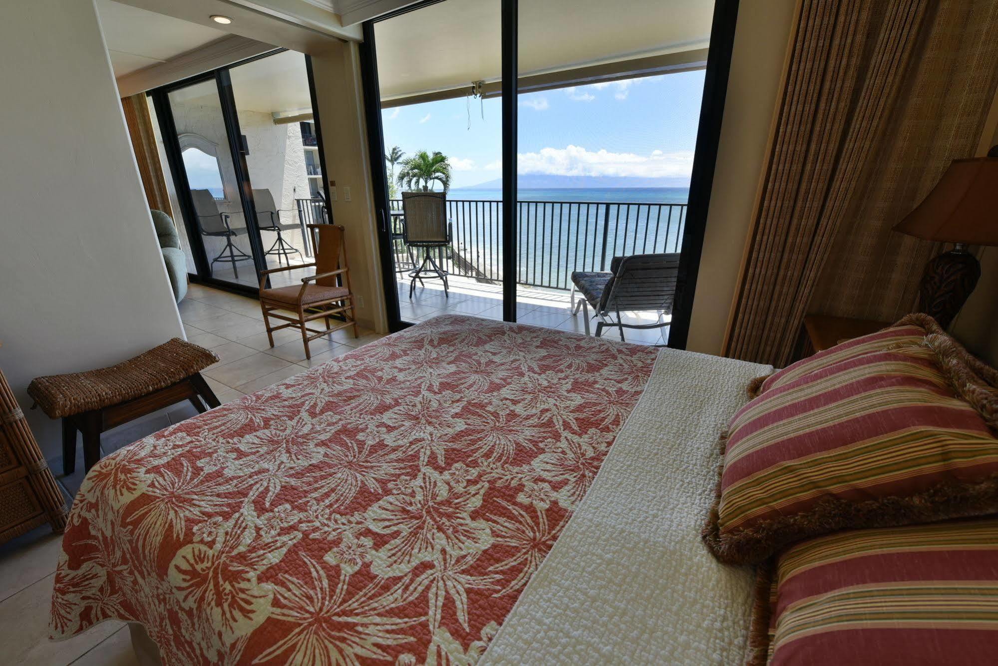 Hololani Oceanfront Condominiums Napili-Honokowai Bagian luar foto